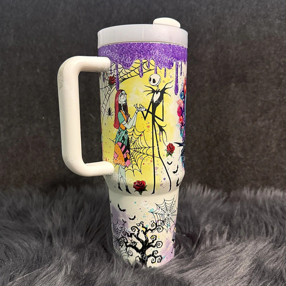 Vaso de 40 oz de Sally x Jack Skellington. Envío gratis.