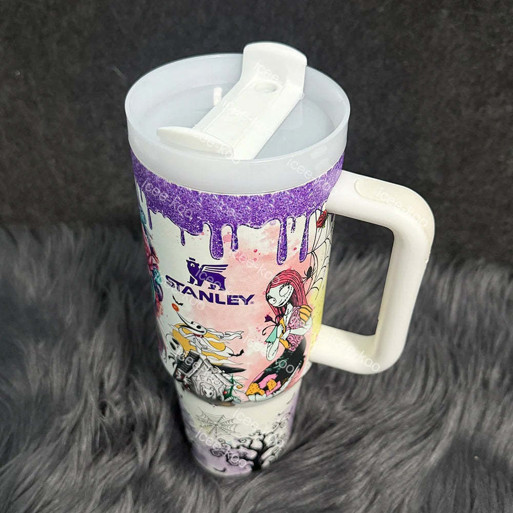 Vaso de 40 oz de Sally x Jack Skellington. Envío gratis.